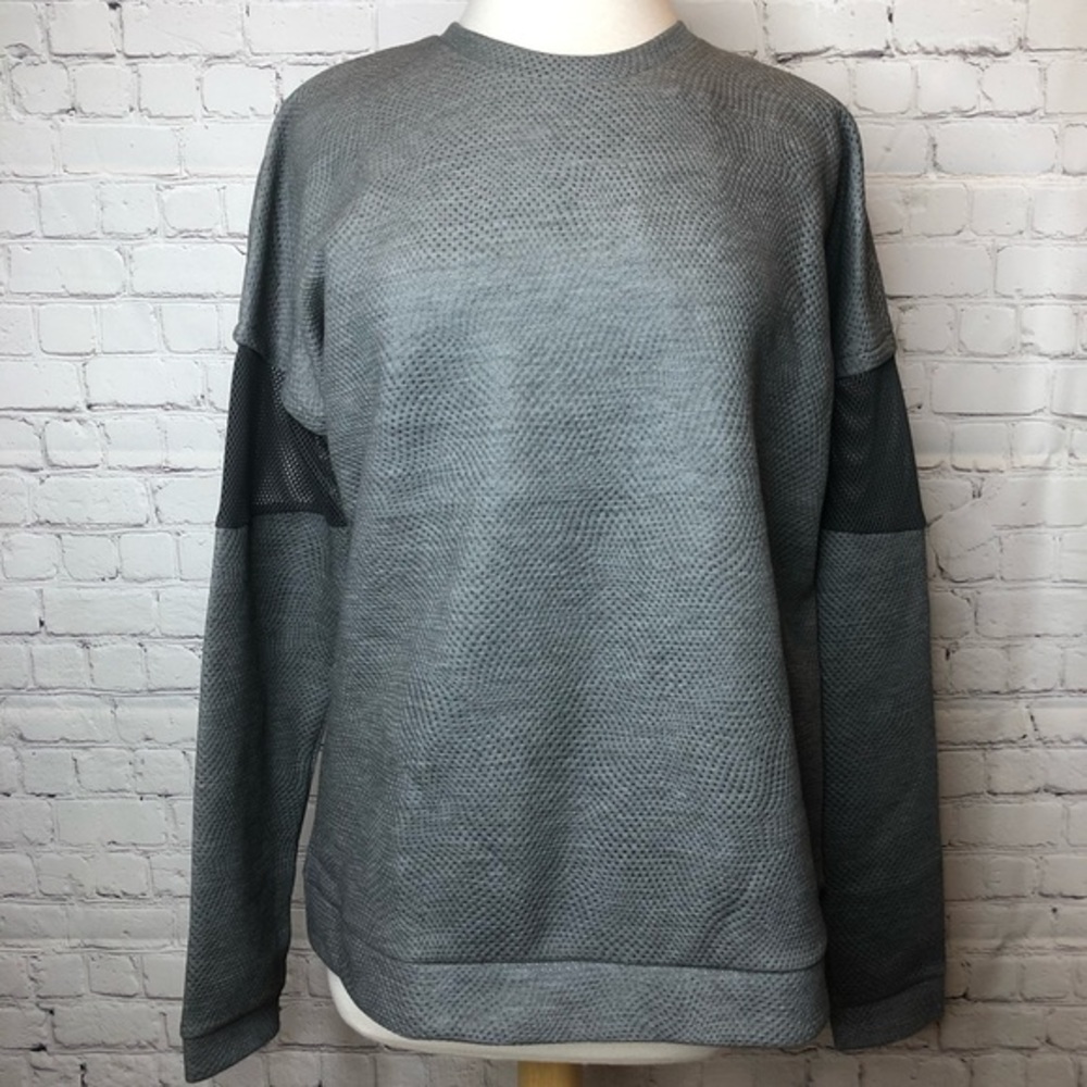 Under Armour  Move Light Tunic Crewneck Sweatshirt